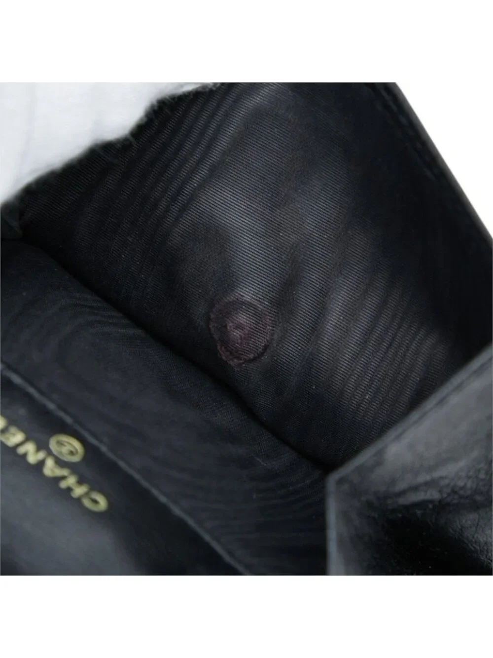 Chanel CC Logo Bifold Wallet Black Caviar Leather